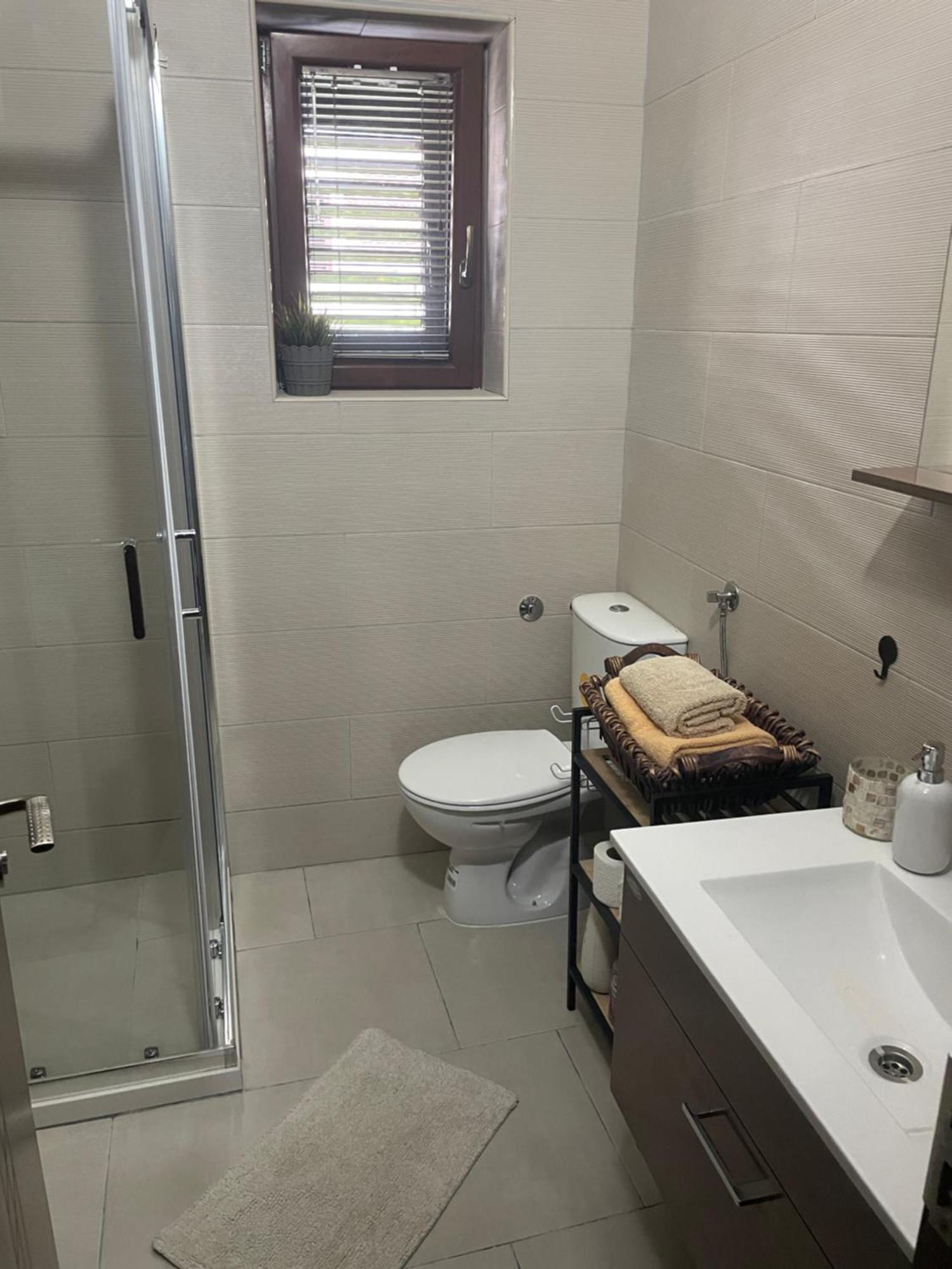 Apartment Damjan Kotor Bagian luar foto