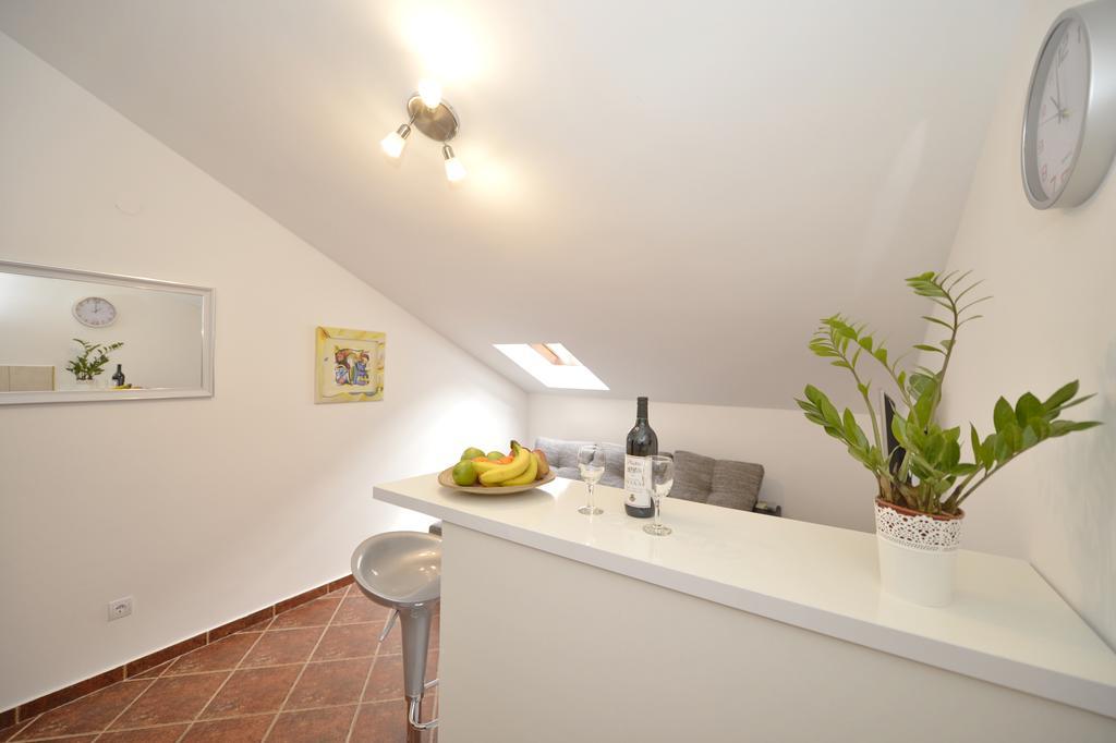 Apartment Damjan Kotor Bagian luar foto